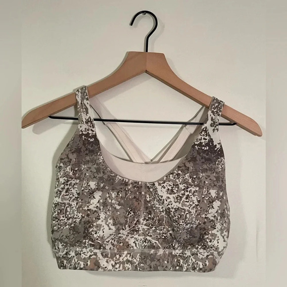 Soybu Other - Soybu Sports Bra, Medium White/Gray Like New EUC